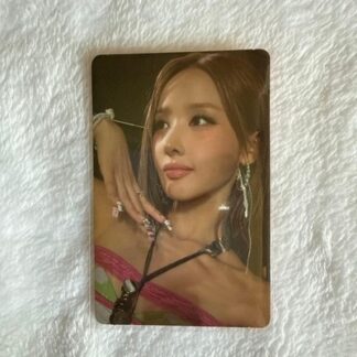 KISS OF LIFE SWEAT Belle Photo Card