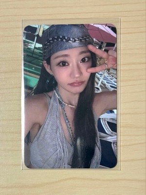 KISS OF LIFE SWEAT ktown4 Special Photo Card Julie