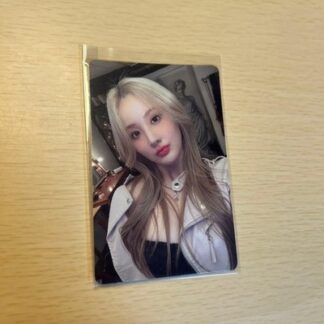 KISS OF LIFE Belle 1st Mini Album shhh Photo Card