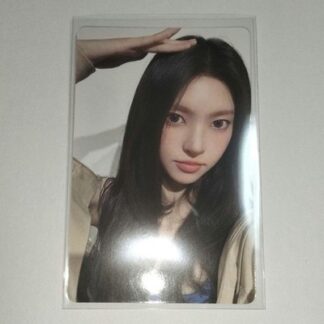 ILLIT I Got Your Back Regular Edition Included Photo Card Yunah