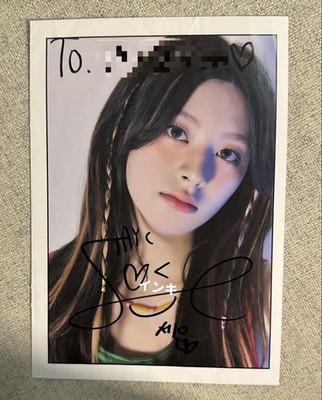 STAYC SEEUN Autographed Signature