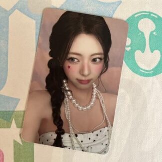 ITZY Motto Photobook ver. Photo Card Yunah YUNA