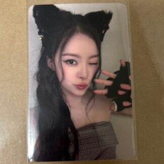 MEOVV EVERLINE Narin Lucky Draw Photo Card