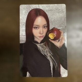 Narin meovv Photo Card popup Tower Records Shibuya