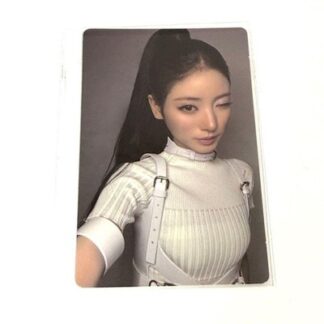MEOVV BITE NOW Showcase Photo Card Anna