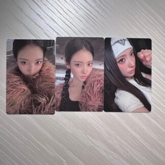MEOVV BITE NOW Photobook with Included Photo Card Anna Set