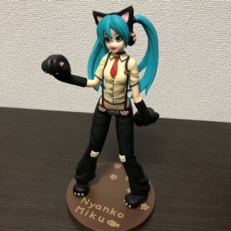 Japan Anime Figure Vocaloid Hatsune Miku Nyanko Cat Figure
