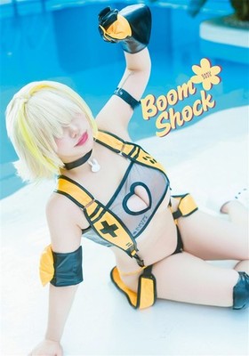 Boom Shock Goddess of Victory NIKKE Cosplay Photo Book Cosplayer SAKU