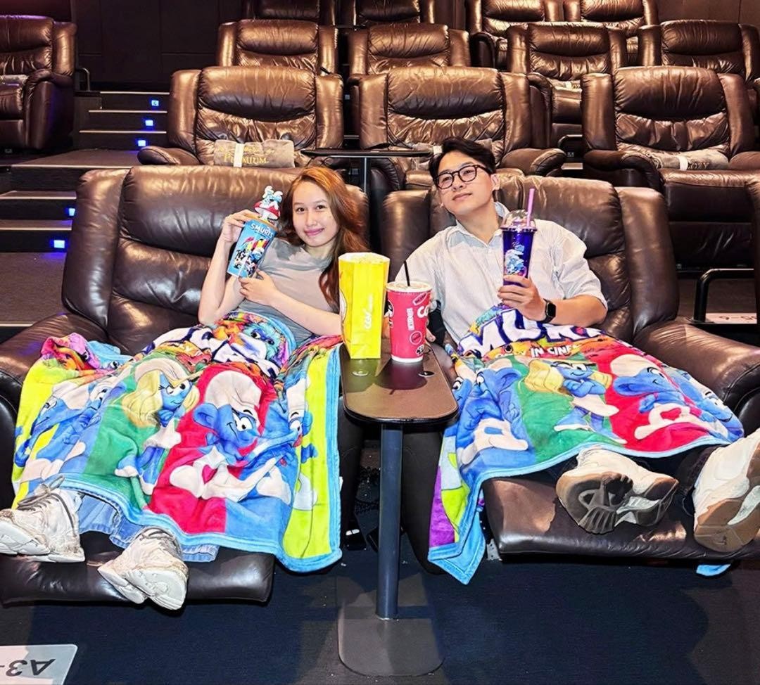 Movie Smurfs Smurf Blanket - Image 2