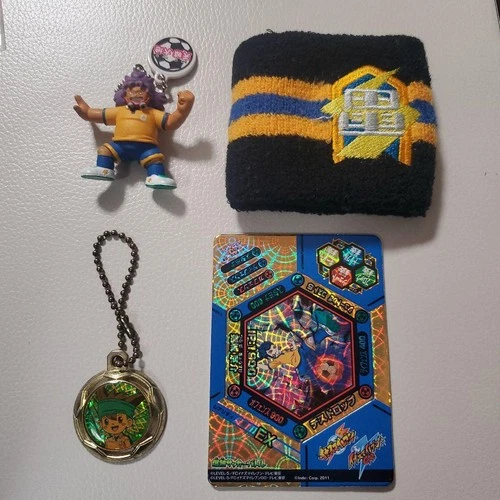 Inazuma Eleven Wristband Card Keychain Set