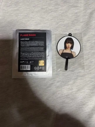 LE SSERAFIM FLAME RISES Luckydraw Mini Fan Chaewon