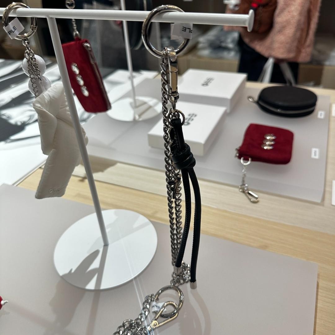BTS ARIRANG Popup Keychain LINK KeyCHAIN - Image 4