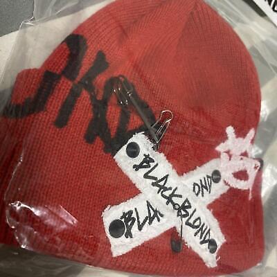 IVE Yujin Wears Beanie Knit Hat Kpop - Image 2