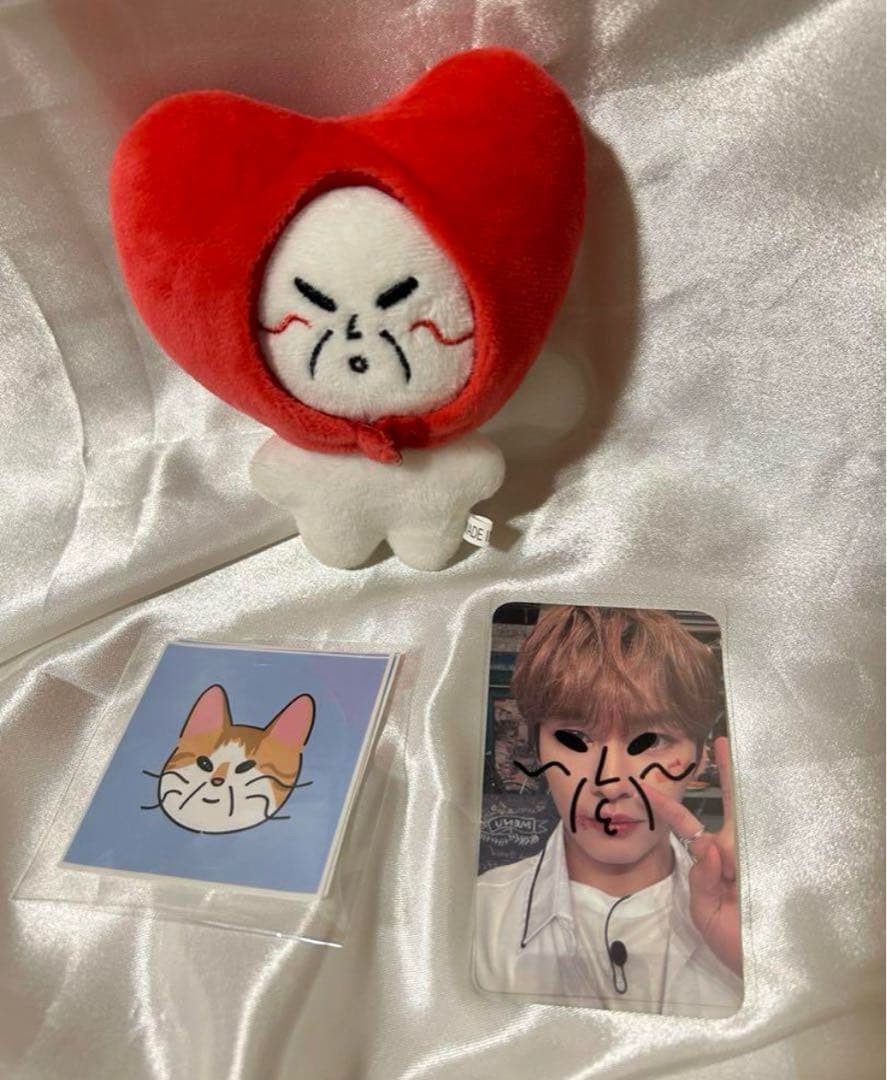 Stray Kids SKZOO Jurumi Plush Toy Reno with Card - Image 3
