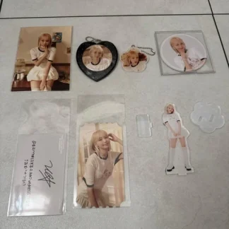 LE SSERAFIM CAFE 2024 Kim Chaewon Set