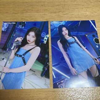 ITZY Chaeryeong Random Trading Photo Card 2 Types Born To Be KPOP