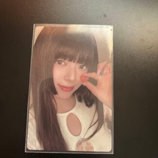 ITZY Yuna Photocard