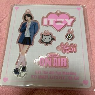 ITZY on air Yeji Acrylic Stand Keyholder